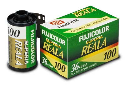 A Day of Fujicolor Reala 100