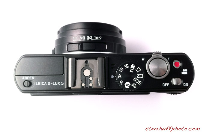 Leica D-Lux 4 Review