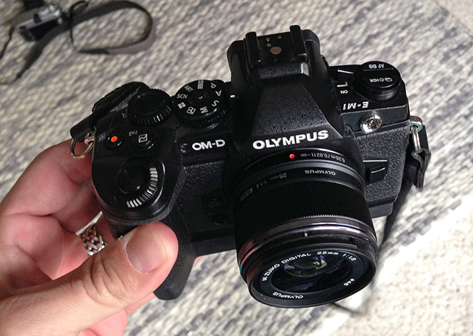 The Olympus 1.8 Lens Review on the E-M1 | Steve Huff Hi-Fi and Photo