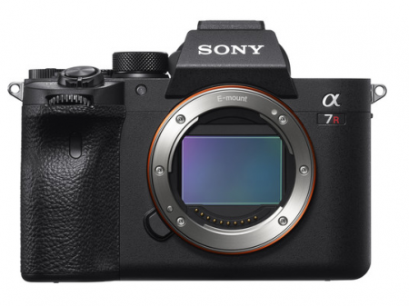 Sony A7RIV Hands on FIRST LOOK! Can it challenge Medium Format? | Steve ...